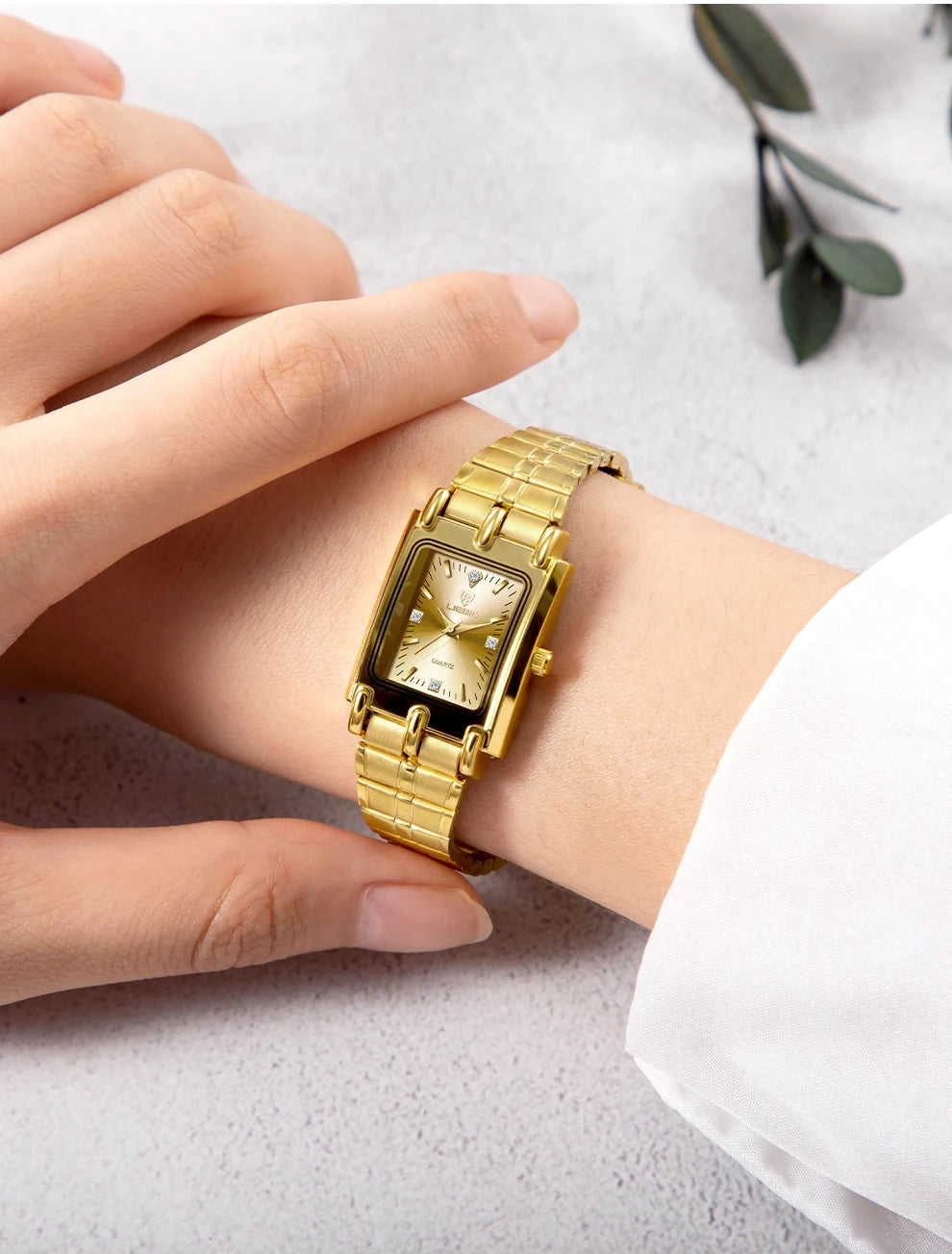 Luxury Gold Bracelet Wristwatch Quartz Watch For Men Women relogio masculino L1018