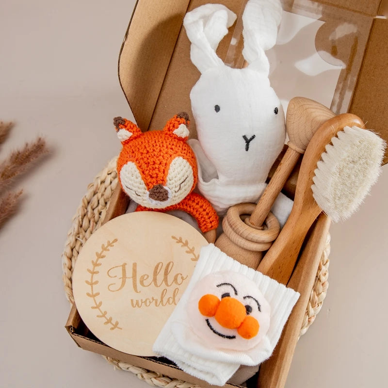 Baby Bath Set Cotton Blanket 7PCS Gift Box Wooden Crochet Rattle Brush Bracelet Towel For Baby Shower Gift