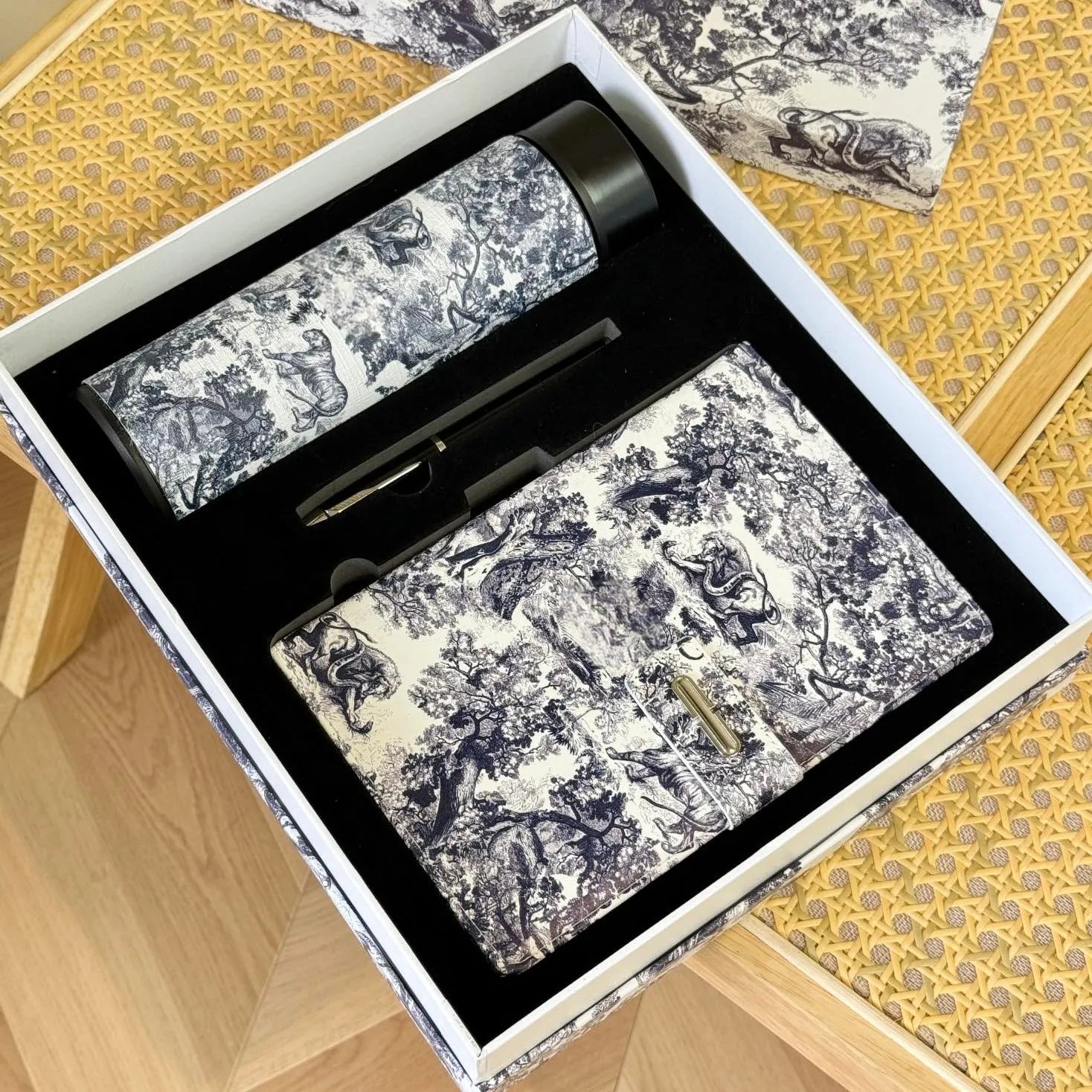 Holiday Luxury Gift Sets