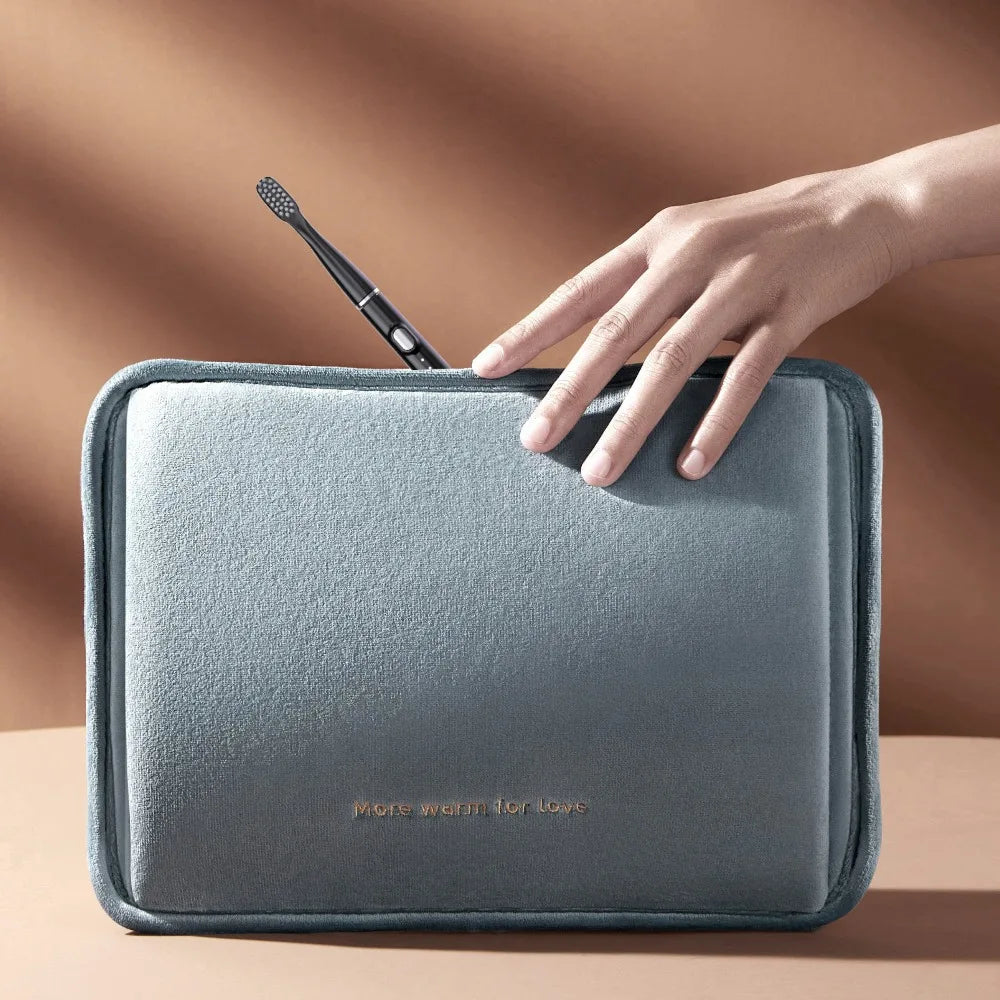 Electric Toothbrush Portable USB Rechargeable 6 Replaceable Heads Suitable for Travel