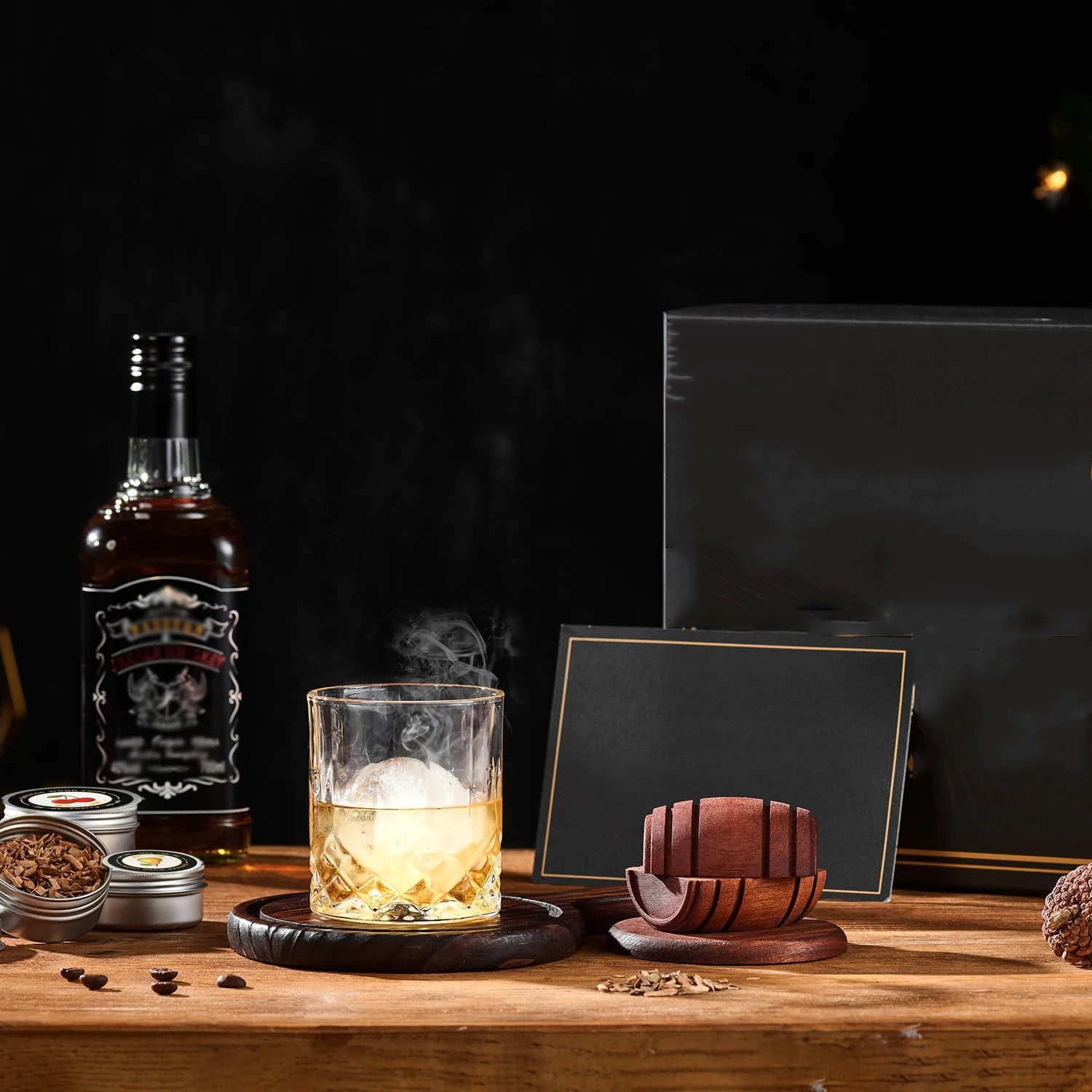 Whiskey Smoker Kit with Wood Chips 4 Flavors Old Fashioned Drink Smoker Infuser Cocktails Bourbon Gifts