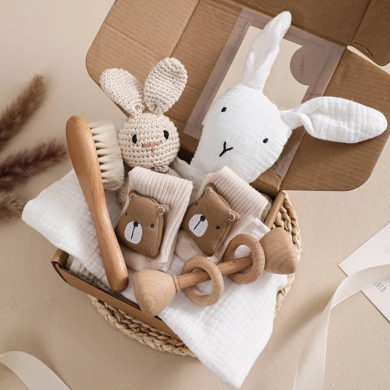 Baby Bath Set Cotton Blanket 7PCS Gift Box Wooden Crochet Rattle Brush Bracelet Towel For Baby Shower Gift