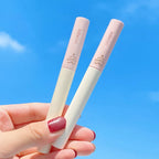 Waterproof Mascara is long-lasting and non-smudge