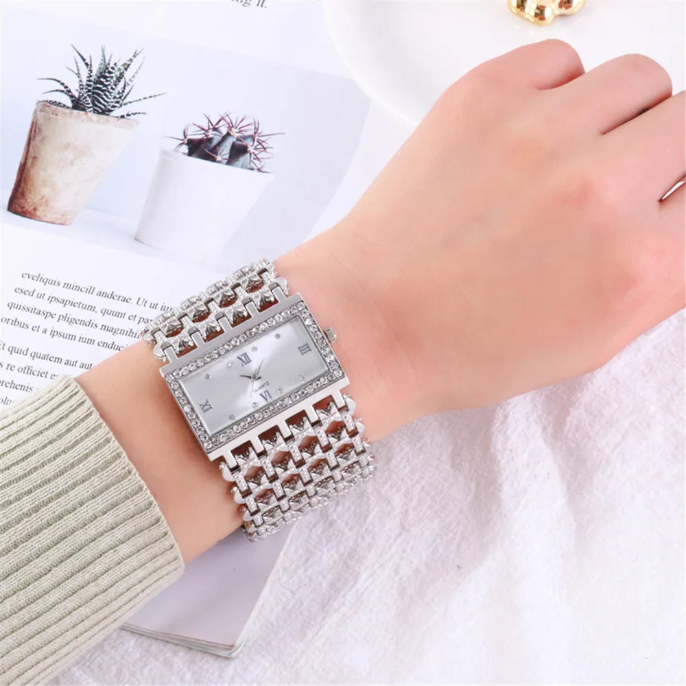 Luxury Noble Gold Ladies Quartz Watch Women's Bracelet